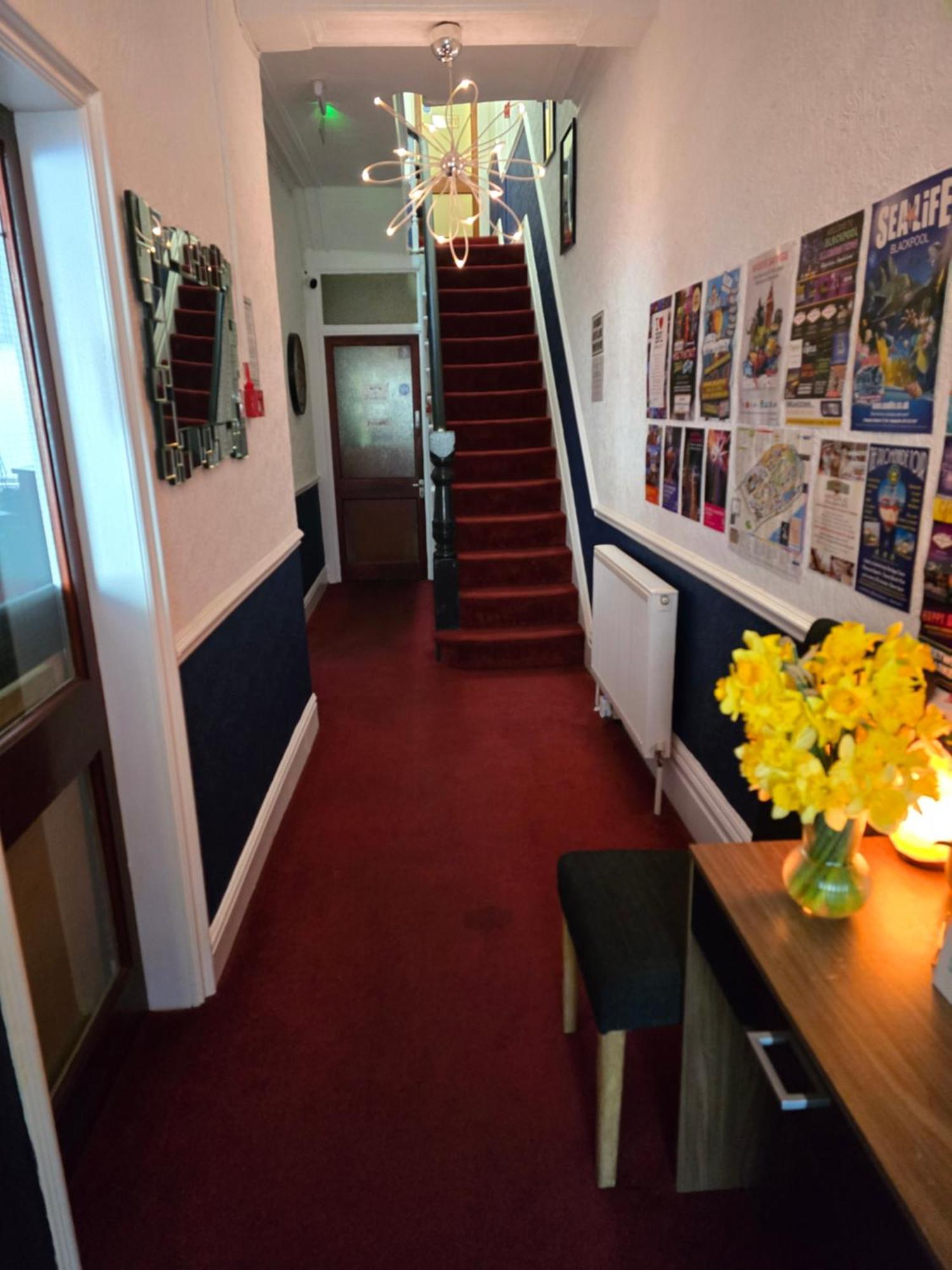 Langroyd Hotel Blackpool Kültér fotó